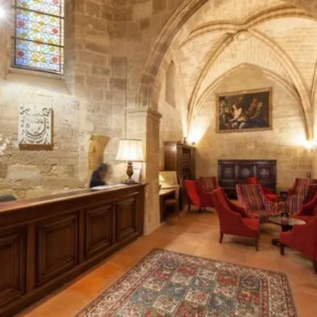 Des Augustins فندق 3*