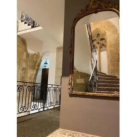 Des Augustins 3*
