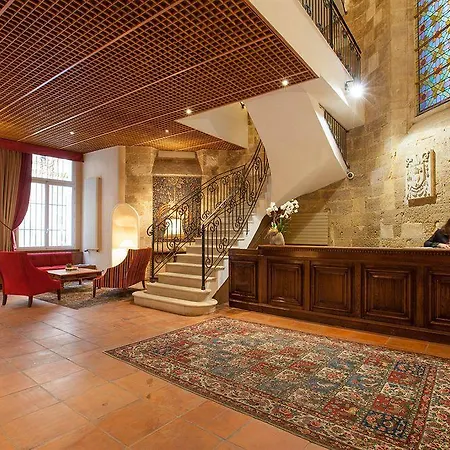 Des Augustins آيكس أومبروفينس