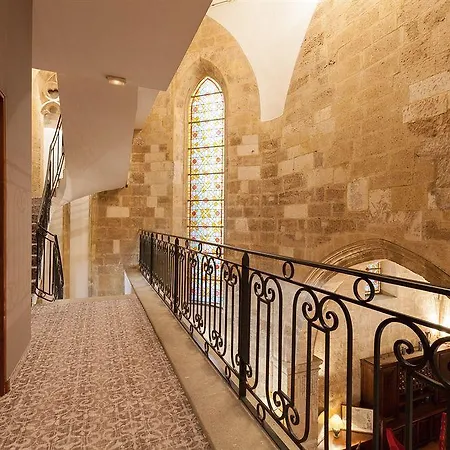 Des Augustins فندق 3*