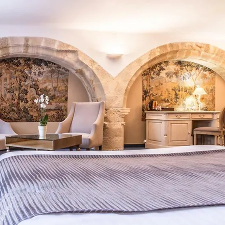 Des Augustins آيكس أومبروفينس